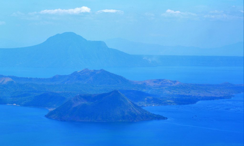 Batangas Coastline, Manila - USTOA Blog