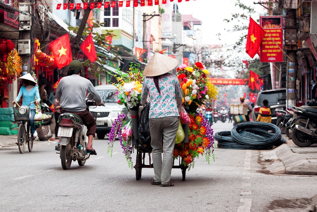 Vietnam_01_HanoiStreets