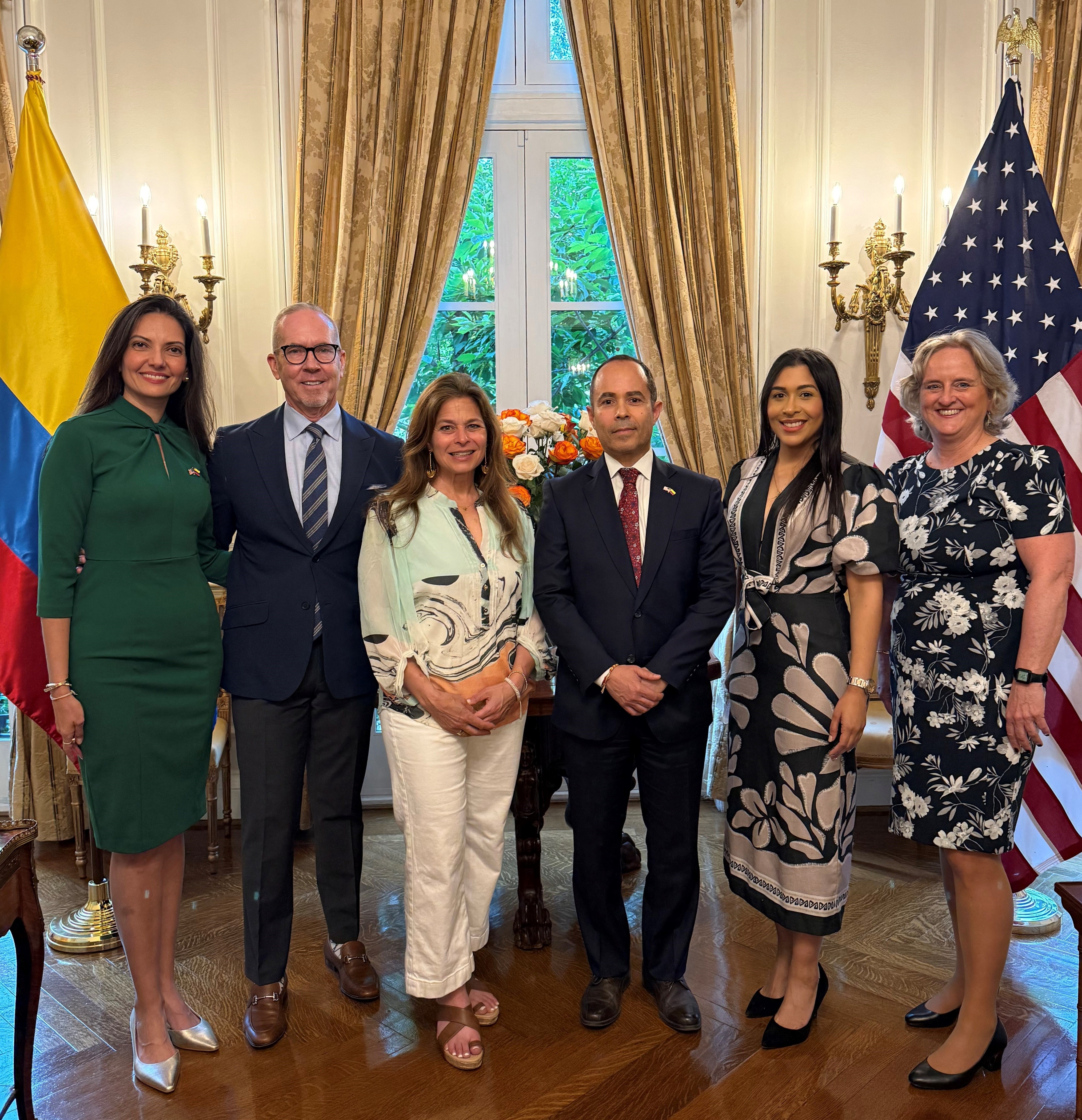 procolombia photo with daniel 2
