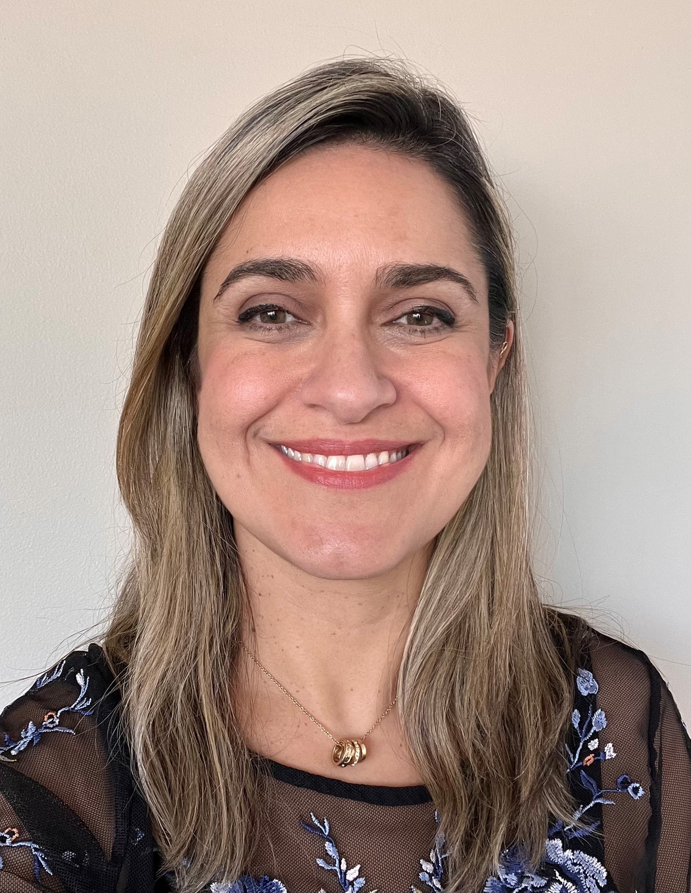 sandra kaspar headshot